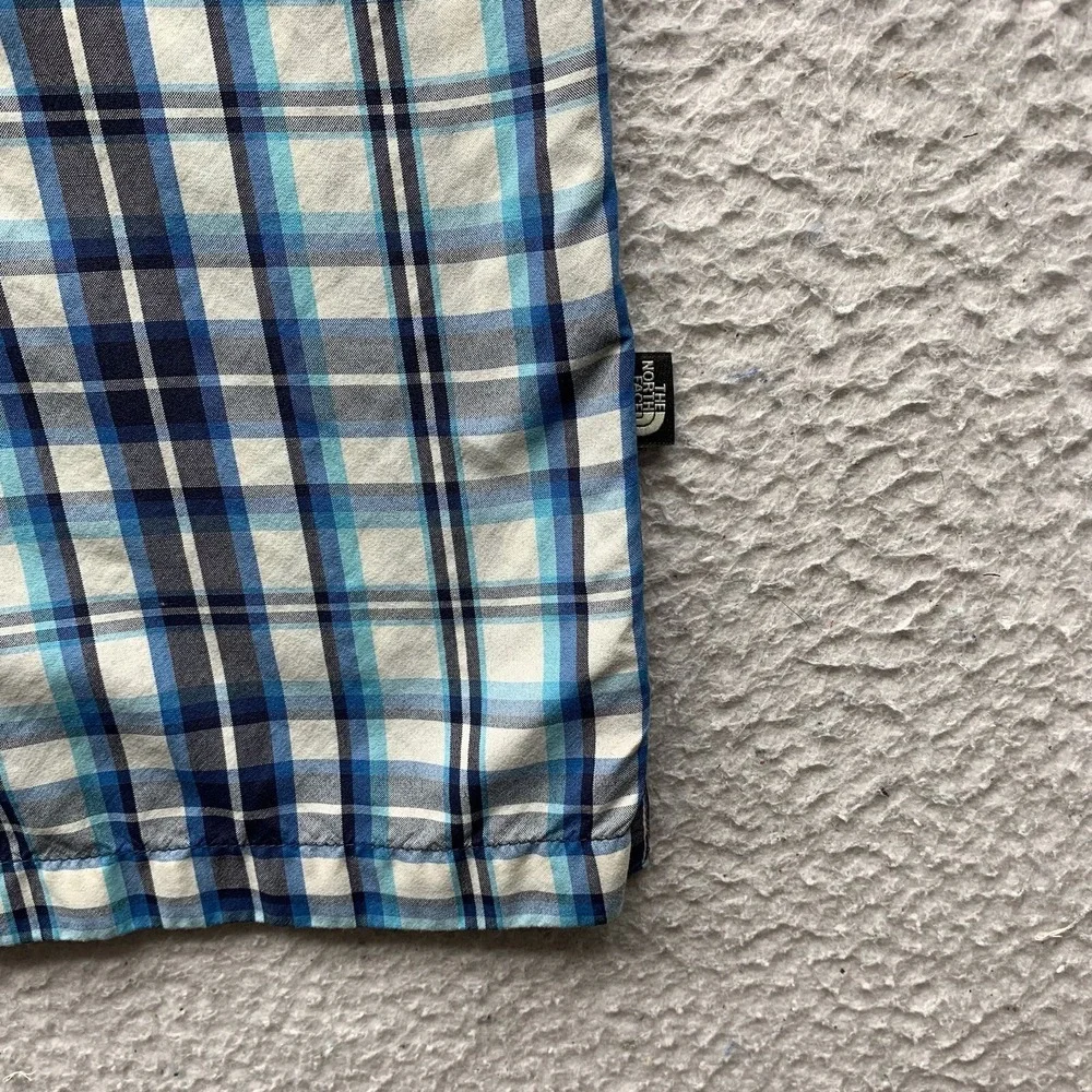 The North Face Button Up Shirt Mens Small Blue White Plaid Tencel Hiking Camping